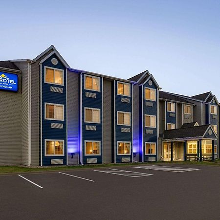 Microtel Inn & Suites By Wyndham New Ulm Esterno foto