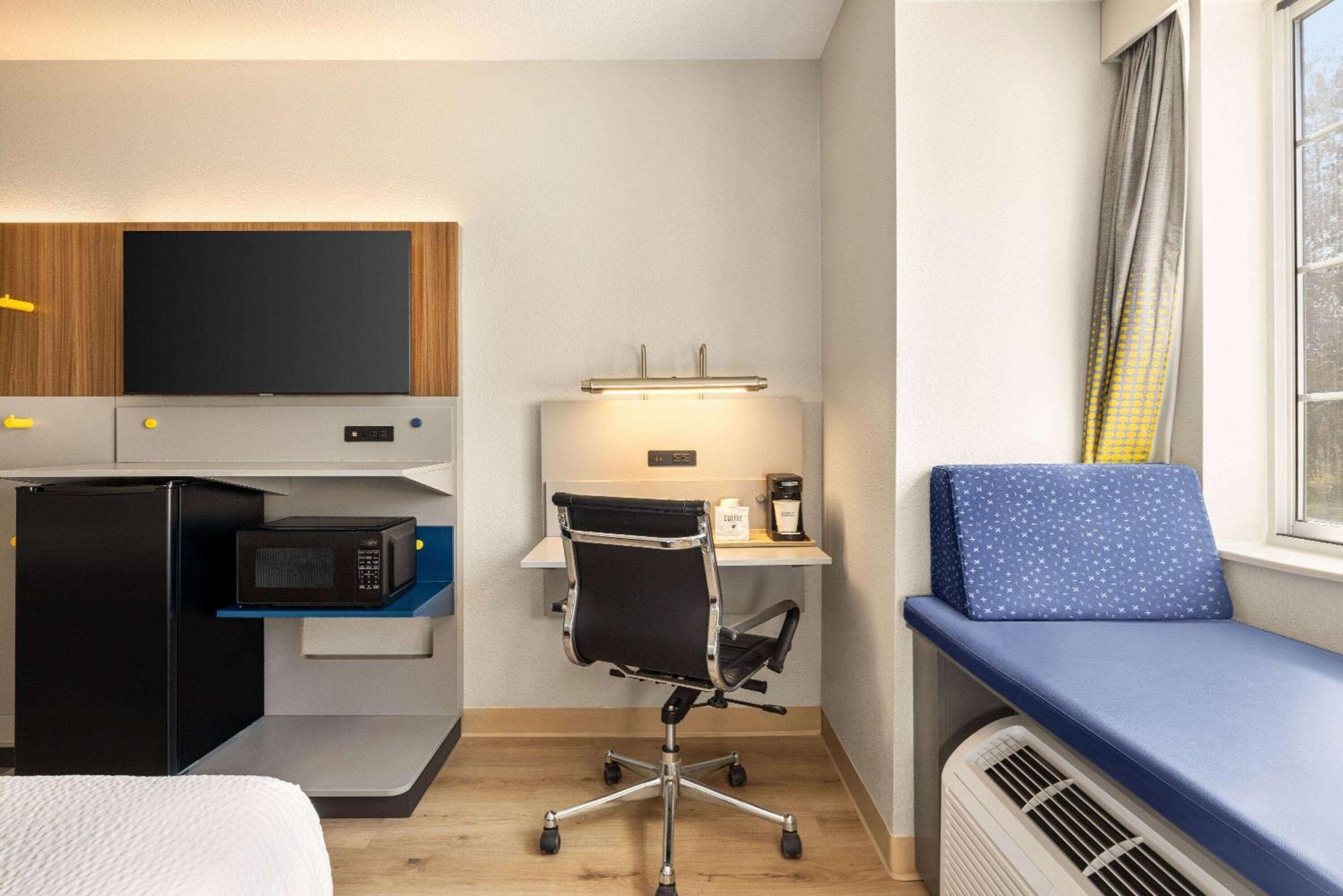 Microtel Inn & Suites By Wyndham New Ulm Esterno foto